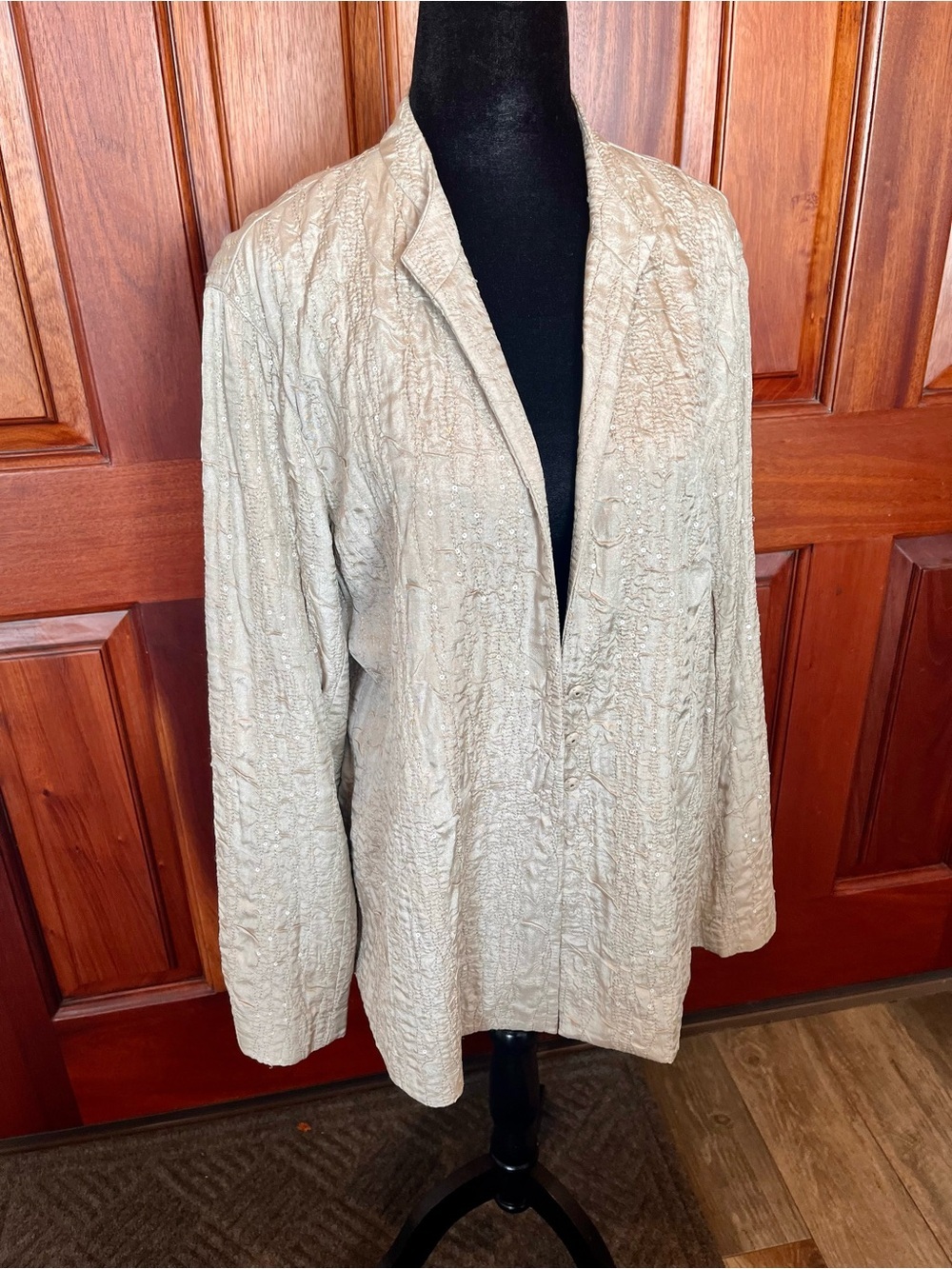 Eileen Fisher Neiman Marcus Crinkle Jacket Sz M 100% Silk Sequins Pockets Gold